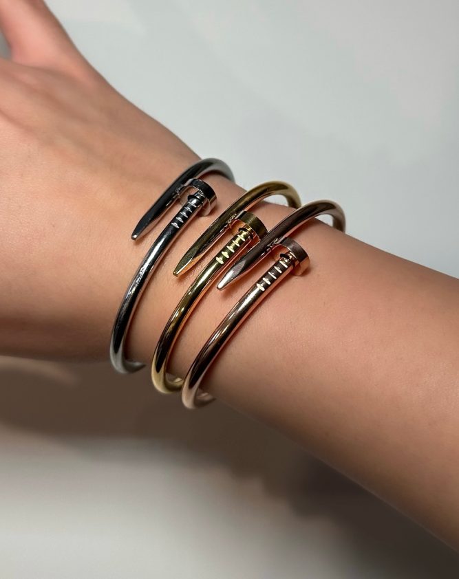 Bracelet Test